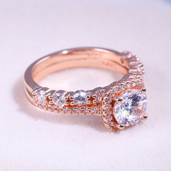 *NEW 18K Rose Gold Diamond Halo 2PC Ring Set - Picture 2 of 7
